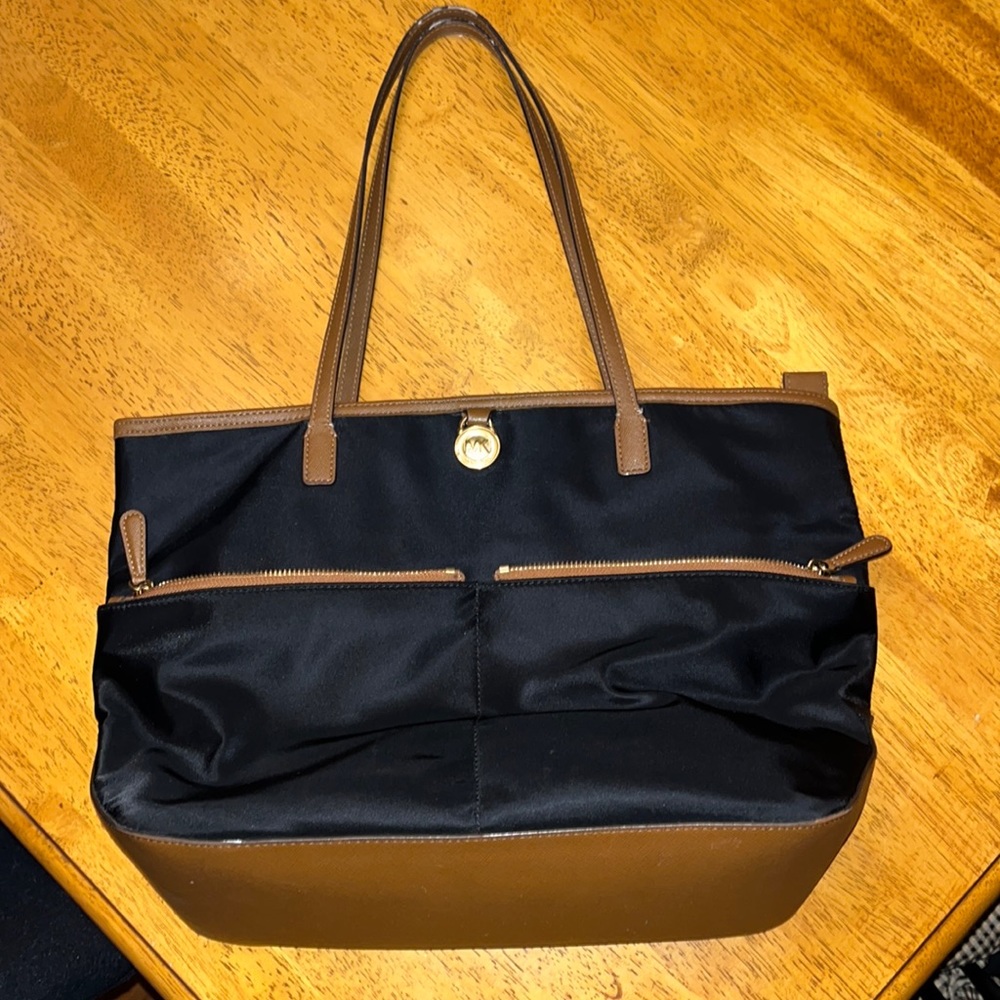 Michael Kors nylon bag with brown leather accents, lots of pockets, LIKE NEW!
